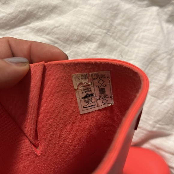 Girls pink Hunter Rain Boots - Picture 4 of 6